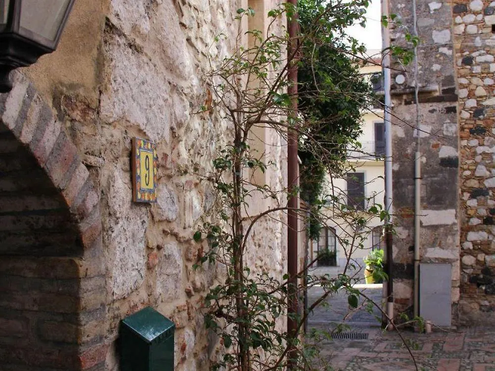 アパート Villa Al Duomo タオルミーナ イタリア